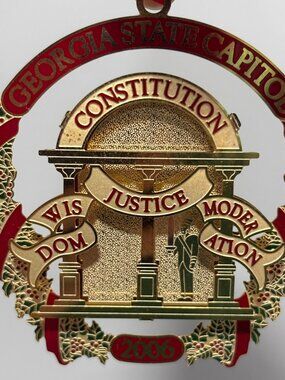 2006 Georgia State Capitol Christmas Hanging Ornament, Gold/Red Round Metal